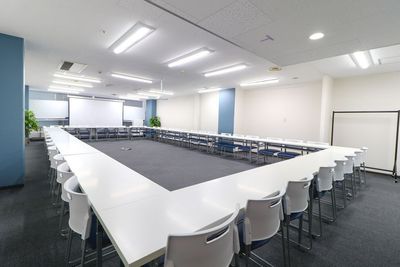 ふれあい貸し会議室 大阪駅前第２ビル ふれあい貸し会議室 梅田No141の室内の写真