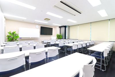 【なんば駅31番出口徒歩1分！44名】超大型モニター・10Gbps光回線・WiFi全て無料！ふれあい貸し会議室 なんばNo139 - ふれあい貸し会議室 大一大阪ビル