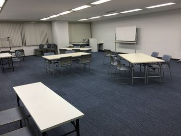 レイアウト（研修用の島形式） - SMG/本町・カーニープレイス 音響ハイグレード会場♪ＳＭＧ貸し会議室/カーニープレイス本町ビルの室内の写真