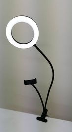 撮影用リングライト（小） - レンタルスタジオ・アルモニ レンタルスタジオ・アルモニ 立町店の室内の写真