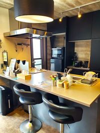 フリードリンクもご用意しております - HMT RENTAL SPACE.の室内の写真