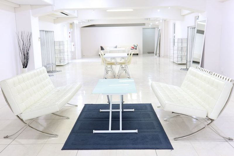 本町駅10分 無料貸し出し備品 / 展示会やポップアップに最適 - レンタルスペース plage showroom 3F