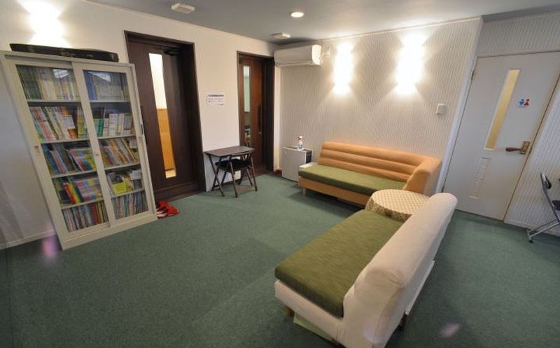 【ピアノショールーム】ヨーロッパ製ピアノスタジオ LISHMOA - ヨーロッパピアノのレンタルスペース　リシュモア