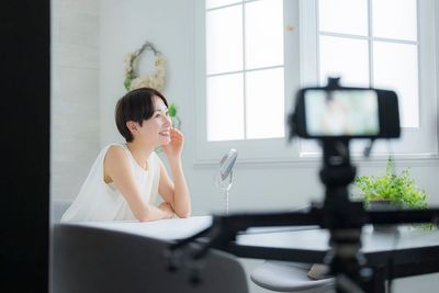 内窓は開閉して中にボードを入れ遮光やディフューズしたり、開放して光を取り入れたりできます。 - スタジオマド小岩 スタジオマド小岩2Fハウススタジオの室内の写真