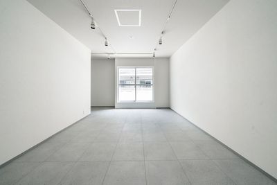 空間２（自然光） - Standard不動産withリノベ【 レンタルスペース 】 Standard不動産withリノベ 2Fの室内の写真