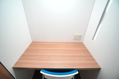 【南大沢テレワークステーション】 南大沢テレワークステーション ブースBの室内の写真