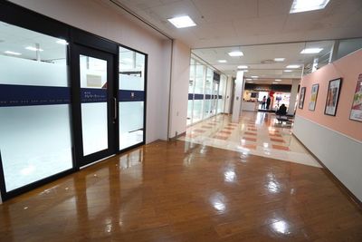 【南大沢テレワークステーション】 南大沢テレワークステーション ブースCの入口の写真