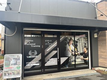 パーソナルジム T.J.GREEN GYM 吹田豊津駅前の室内の写真
