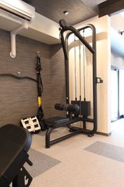 パーソナルジム T.J.GREEN GYM 吹田豊津駅前の設備の写真