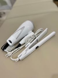 ドライヤー・ヘアアイロン - サロンcode博多 サロンcode博多 個室ヨガ 大きなアーチミラーの前で癒し空間の設備の写真