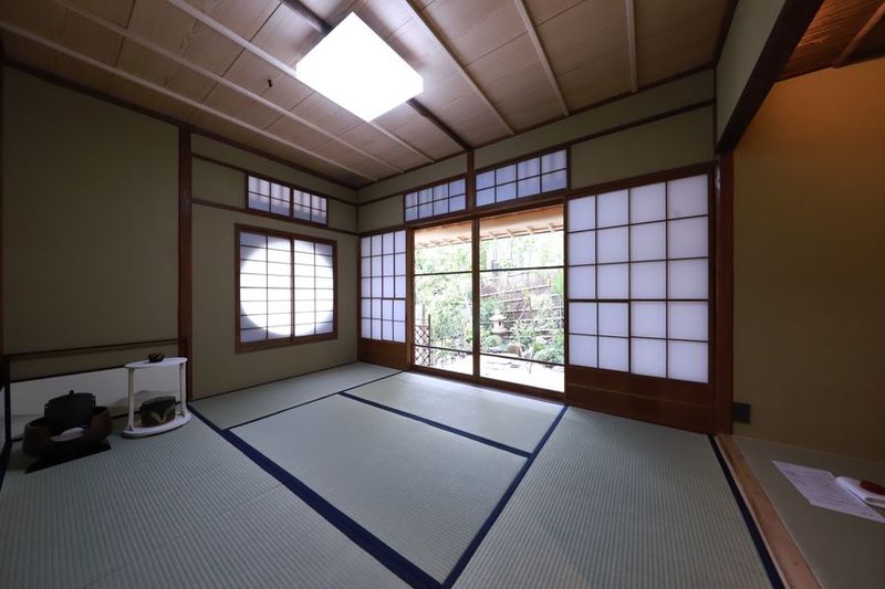 北鎌倉 本格茶室 /お茶会・教室・撮影にもおすすめ「竹翠庵」 【一棟貸し】お茶会・教室・撮影におすすめ　本格茶室「竹翠庵」の室内の写真