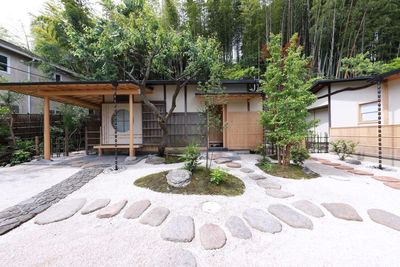 茶室外観 - 北鎌倉 本格茶室 /お茶会・教室・撮影にもおすすめ「竹翠庵」 【一棟貸し】お茶会・教室・撮影におすすめ　本格茶室「竹翠庵」の室内の写真
