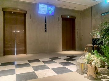 結婚式場 チャペル・ド・コフレ 【イベント・展示・撮影に】エントランス＆フォトブースの入口の写真