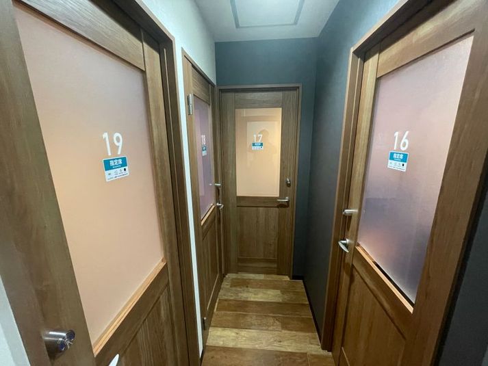 1名個室（ブース13） - いいオフィス池袋