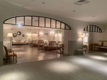 結婚式場 チャペル・ド・コフレ 【イベント・展示・撮影に】エントランス＆フォトブースの室内の写真