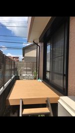 ウッドデッキお天気の良い時はここも - さいたま市Shikate レンタルリビングの設備の写真