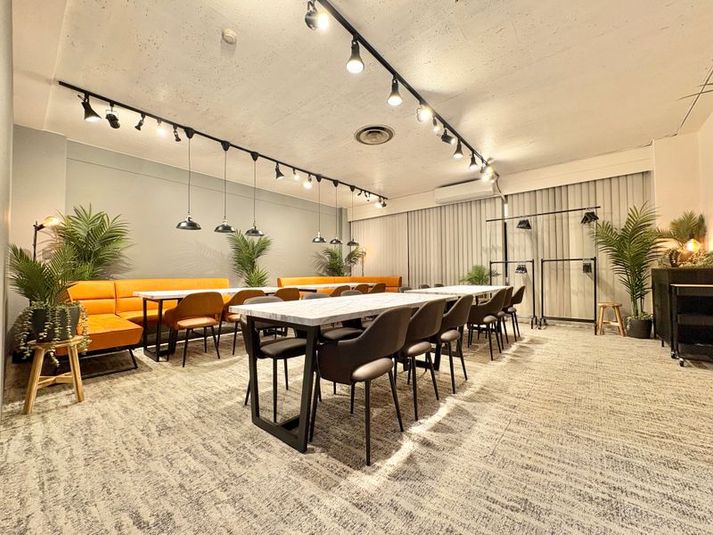 最大40名/光無料Wifi/会議・撮影・懇親会・女子会・ボドゲ等におすすめ！飲食🍷可！ - たまりば東京日本橋の室内の写真