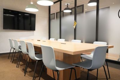 【WeWork】駅直結！渋谷スクランブルスクエア　12名用会議室 - WeWork 渋谷スクランブルスクエア