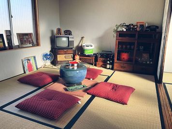 2階、昭和レトロスペース
畳、ふすま、壁紙はリノベーション済み - クリエイティブスペース【エジソン99】 クリエイティブスペース　エジソン99のコピーの室内の写真