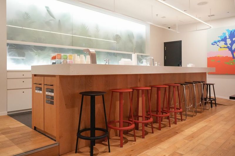 WeWork 乃木坂 ゲームルーム - WeWork 乃木坂