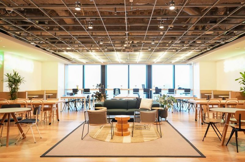 WeWork 渋谷スクランブルスクエア 42階ラウンジ - WeWork 渋谷スクランブルスクエア