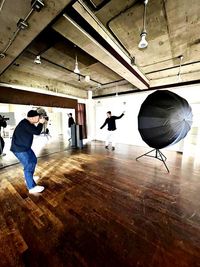 🎥ムービー動画撮影📸スチール撮影にもリーズナブルに使える！全面ウッドフロアの雰囲気あるリラックス撮影スタジオ - カリマ高崎
