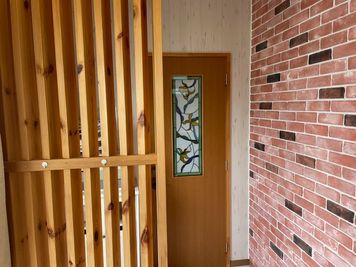 おしゃれな美空間♪ - ≪オープン特別価格✨≫清潔感溢れるエステ・プライベート空間✨ レンタルサロン　M‘ｓの室内の写真