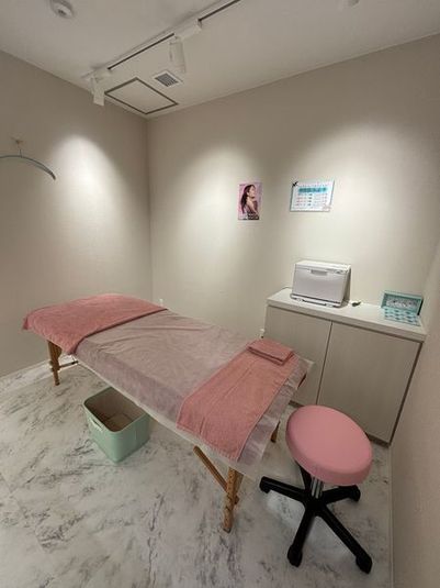 マッサージ・整体可｜女性専用サロン レンタルスペース - BeautySalon LilyBell【リリべル】