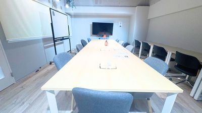 赤坂・溜池山王の貸スペース 【港区・赤坂】溜池山王駅徒歩3分！カフェスタイル会議室Room1の室内の写真