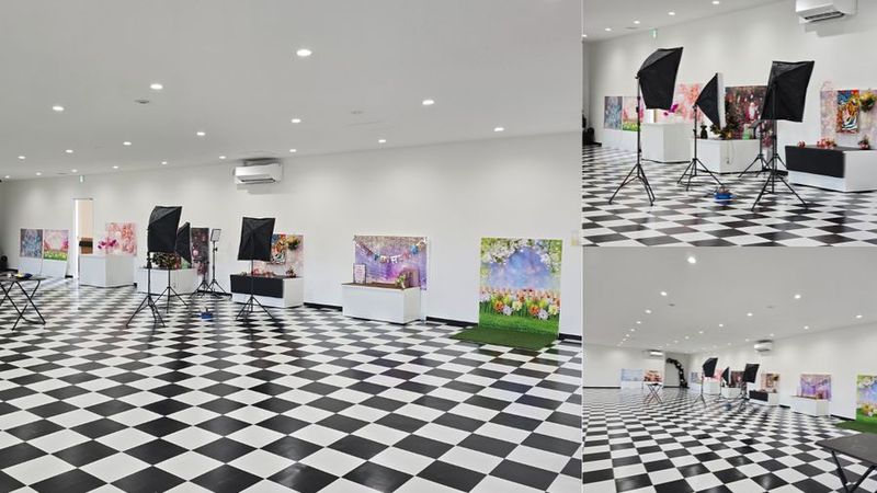 はこプレイス3F「アダプトホール」 - 函館フリースタジオ＆フリースペース「はこプレイス」