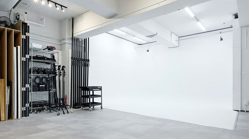 撮影スタジオ - 天高３m！新宿エリア「スタジオゼブラ」白ホリゾントの撮影スタジオ