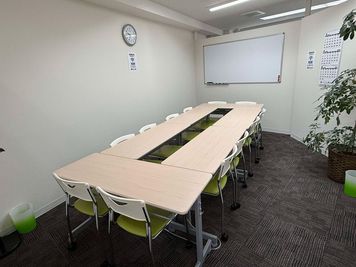 最大着席12名の貸会議室A - 日本橋人形町「シェア」