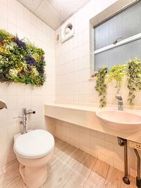 女性専用トイレ
※男性専用トイレもあります（小便器２台、大便器１台） - リスペース東京日本橋のその他の写真