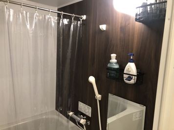 有料｜シャワー完備　アメニティー充実 - 札幌｜G-Studio　JTBS 札幌 南 店 レンタルサロン 【G-Studio】ジースタジオの室内の写真