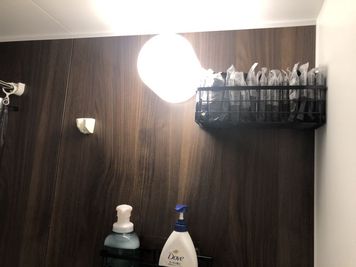 〇使い捨てボディータオル　〇ボディーソープ　完備 - 札幌｜G-Studio　JTBS 札幌 南 店 レンタルサロン 【G-Studio】ジースタジオの設備の写真