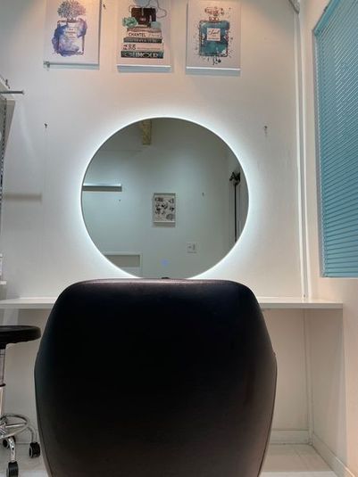 薬院駅側1Fフロアまるごとプライベート美容室　最新の機材導入 - Private art gallery