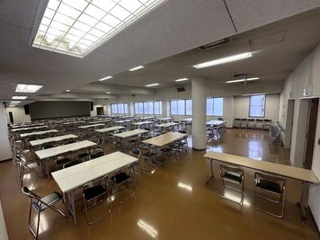 広いスペースが必要なことドンとこい（来てください）。 - 学校跡地の飯田橋でっかいレンタルスペース 体育館｜飯田橋駅徒歩2分学校跡地のレンタルスペース／の室内の写真