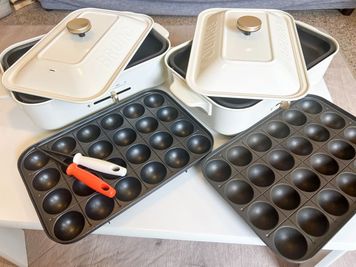 女性に大人気のBRUNOホットプレート。
2つ用意しているので万が一壊れていても安心です。 - 【THEATER淀川】 十三駅徒歩5分｜女子会｜ホムパ｜設備充実｜夜景🌃淀川 [76]の設備の写真