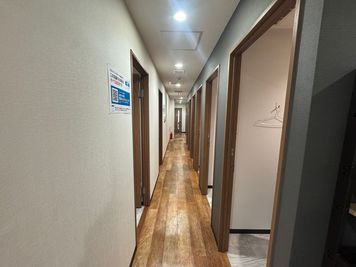 いいオフィス武蔵小山 by リンクフロンティア 8名会議室（Room A）の室内の写真