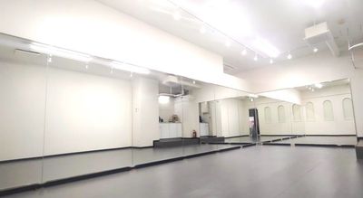 清潔・人気！【NEWオープン】ドン・キホーテ上野店内★アクセス抜群★駅チカ★最高級舞台床リノリウム - ミライスタジオ ドン・キホーテ上野店
