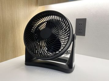 小型サーキュレーター - レンタルスペース「SHARE PIECE」 SHARE PIECEの設備の写真