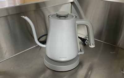 オプションの電気ケトルです。 - ミュウスペース☆ミルテ キッチン付レンタルスペースの設備の写真