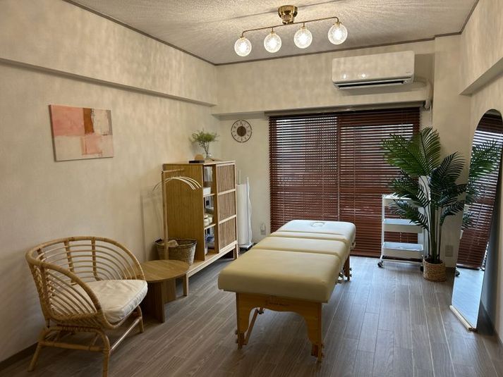 サロンcode Tenjiiin　リゾートの心地よさを感じる空間 - サロンcode Tenjiiin