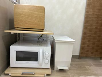 電子レンジ・タオルウォーマー - サロンcode Tenjiiin サロンcode Tenjiiin　リゾートの心地よさを感じる空間の設備の写真