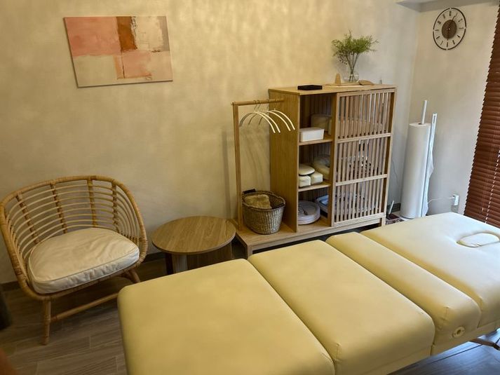 サロンcode Tenjiiin　リゾートの心地よさを感じる空間 - サロンcode Tenjiiin