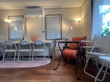 当日予約可!新設備大型ミラー!テレワーク・セミナー会議、懇親会など、フリースペースとして様々な用途で利用可 - KUNST下北沢