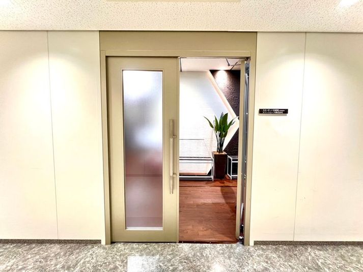 A会議室 - スタンダード会議室　大阪梅田店