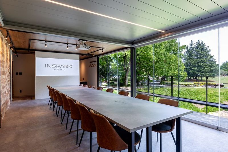 アウトドアリビング型レンタルスペース インスパーク若里公園 - インスパーク若里公園
