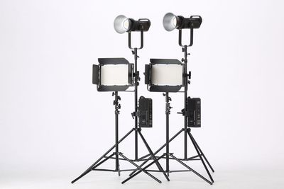 動画用照明機材
動画用のライトで動画、写真の同時撮影も可能。オプション - スタジオキリン スタジオキリン Whiteスタジオの設備の写真