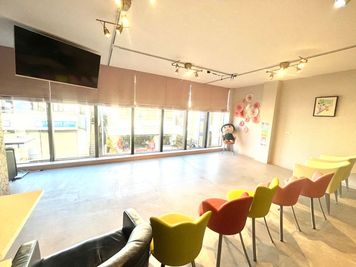 音楽ライブやダンス発表会ができます - レンタルスペースBUN 喫茶ぽんこつ【カフェ営業中半面貸し切りプラン】の室内の写真
